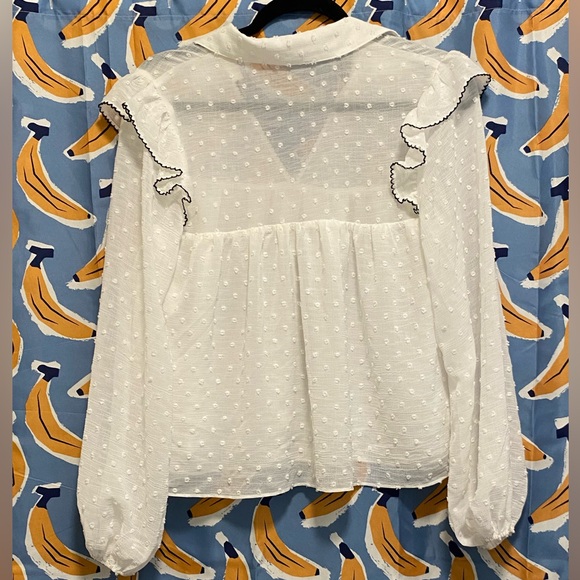 Free the Roses - White Long Sleeve Ruffled Blouse - Picture 5 of 5